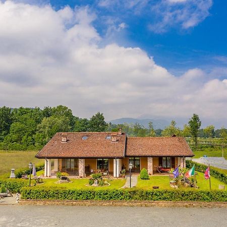 Agriturismo Il Nido Di Bacco Villa ซาลุซโซ ภายนอก รูปภาพ
